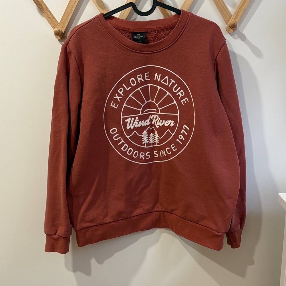 Wind river women sweater L